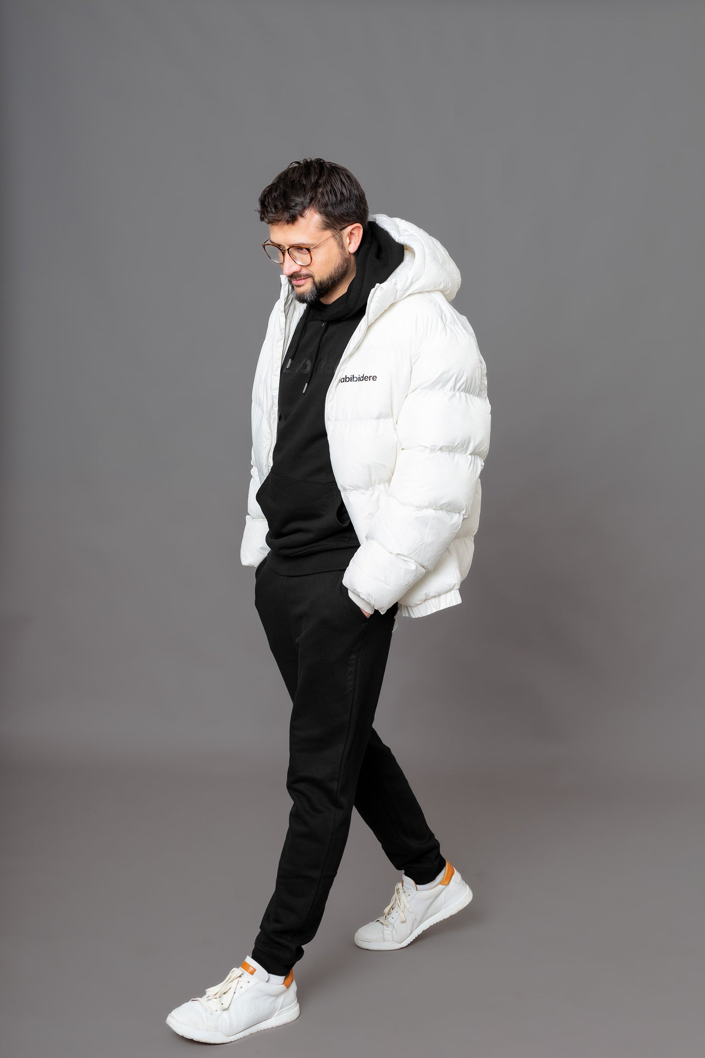 Oversized Puffer Jacke aus recyceltem Polyester in Off White für Damen